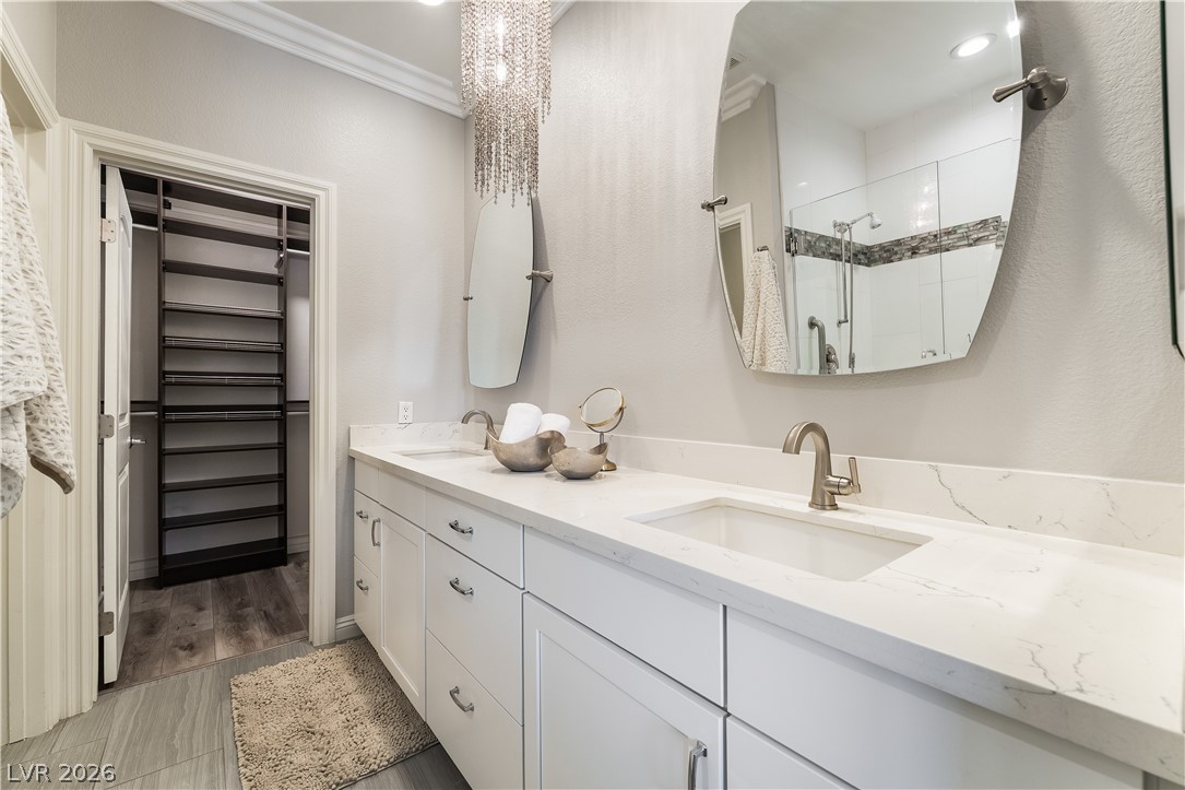 251 South Green Valley Parkway 5612