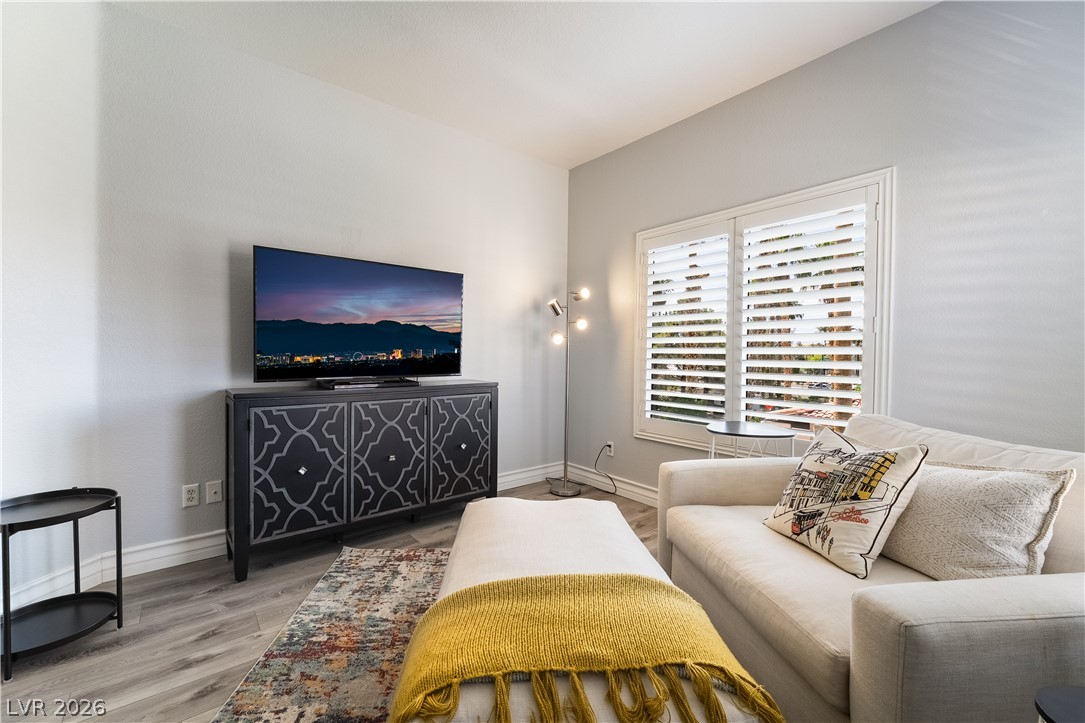 251 South Green Valley Parkway 5612