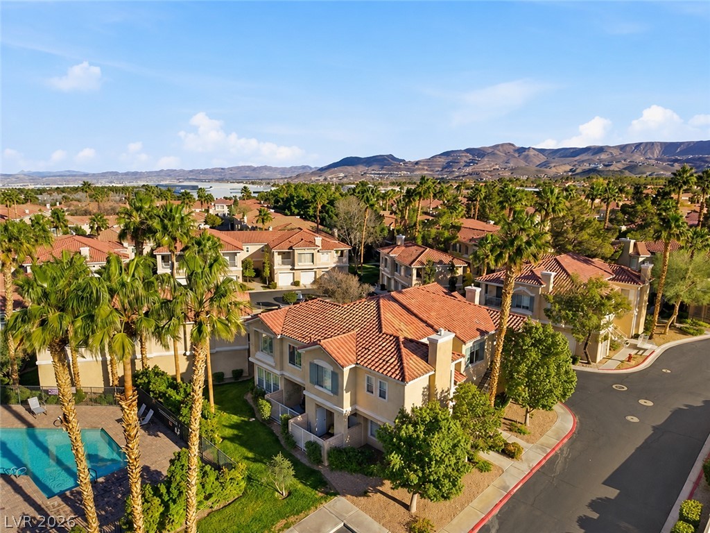 251 South Green Valley Parkway 5612