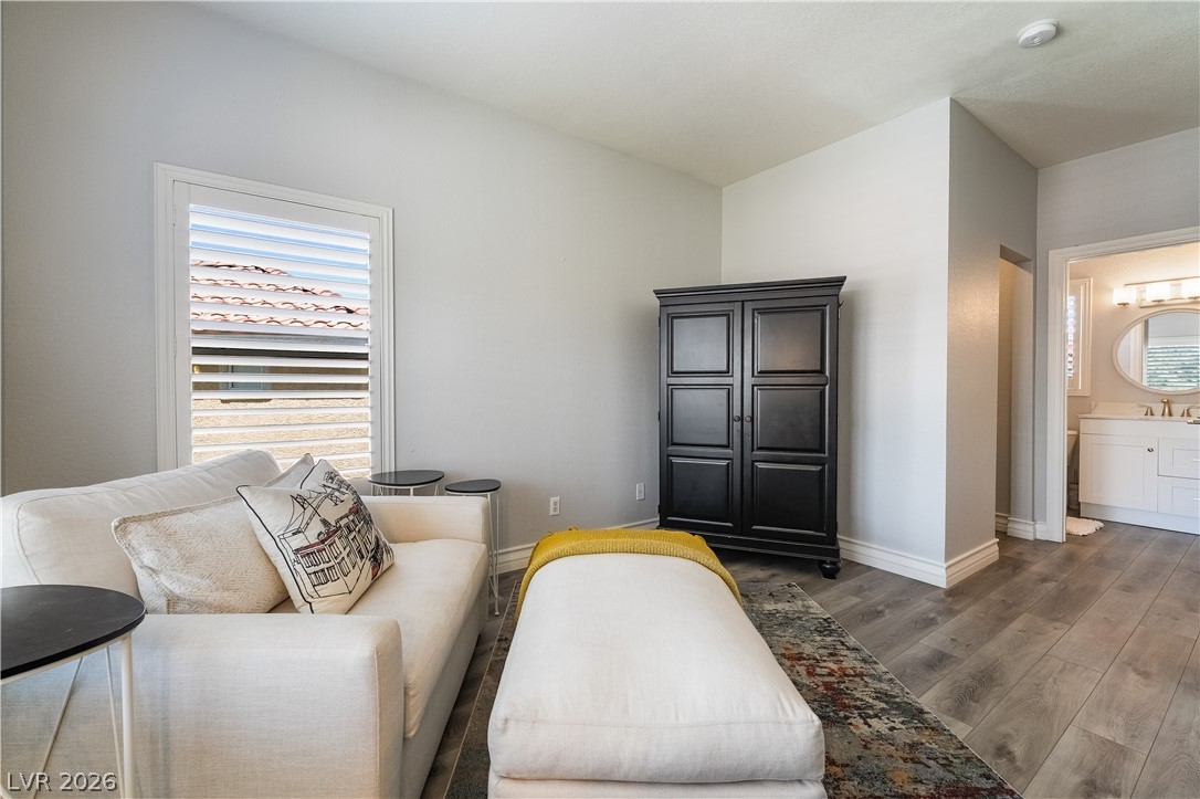 251 South Green Valley Parkway 5612