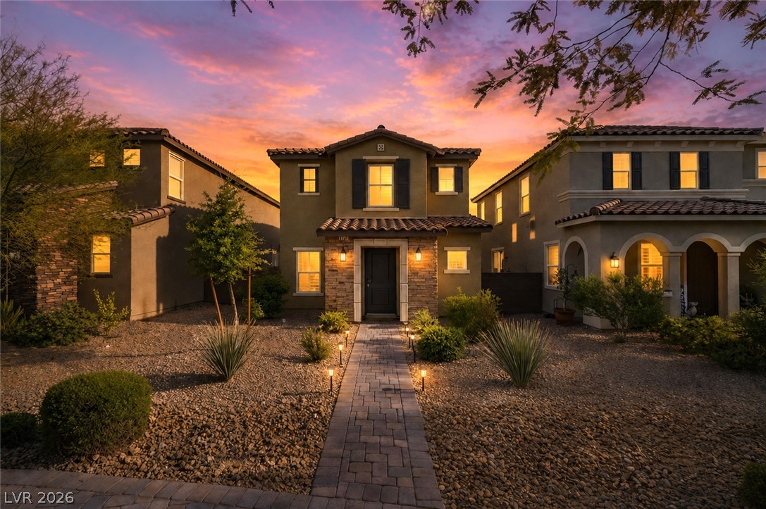 1126 Glistening Acres Ave