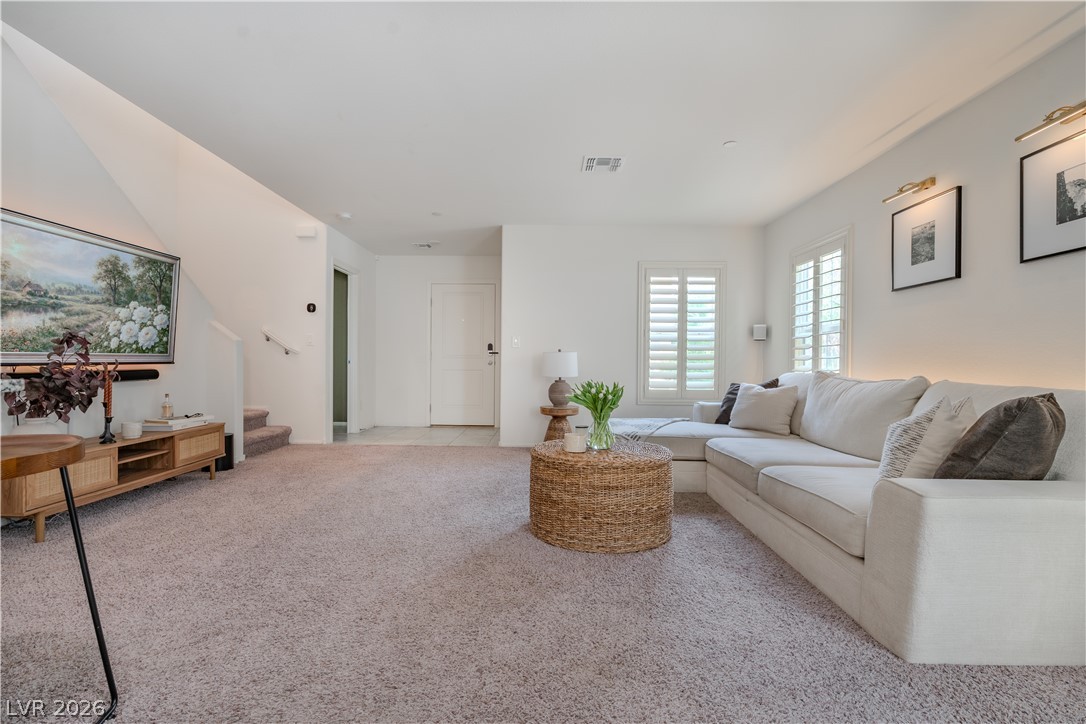 1126 Glistening Acres Ave
