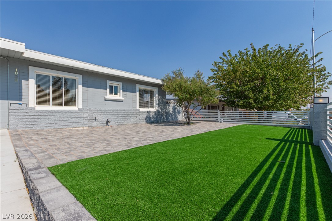 1028 Nassau Drive