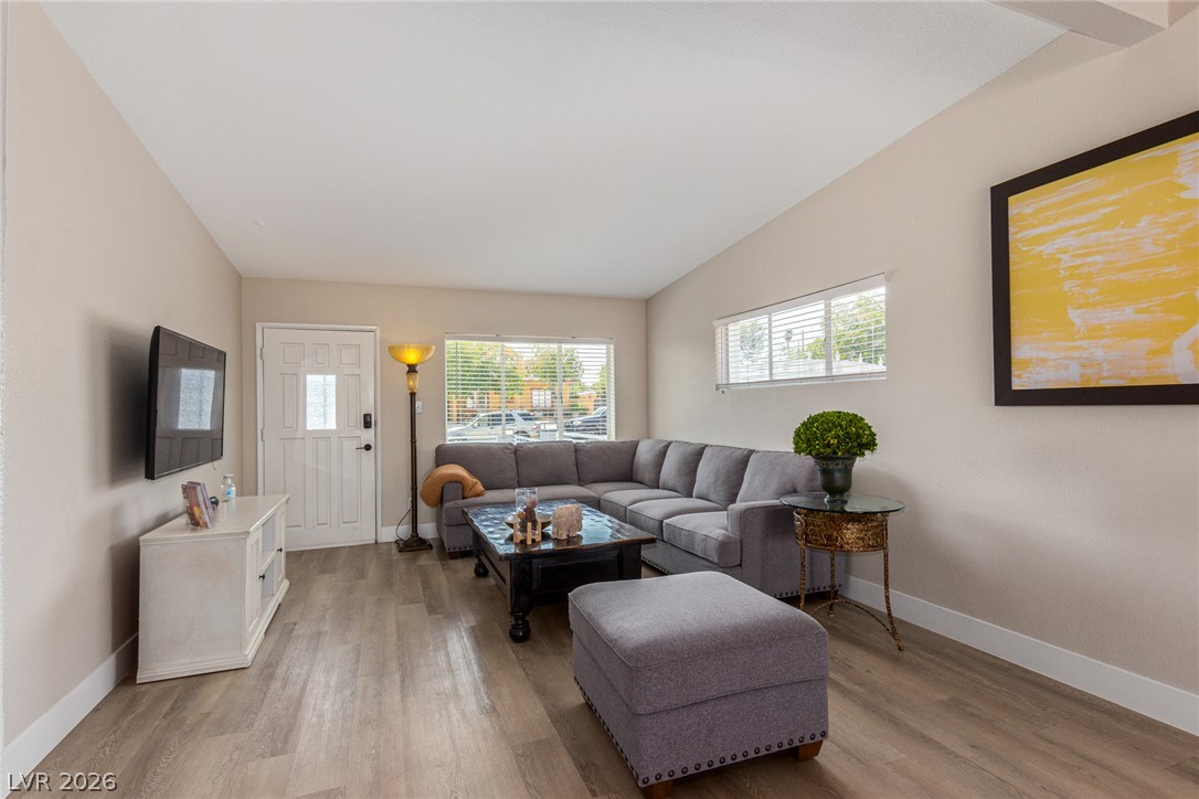 1028 Nassau Drive