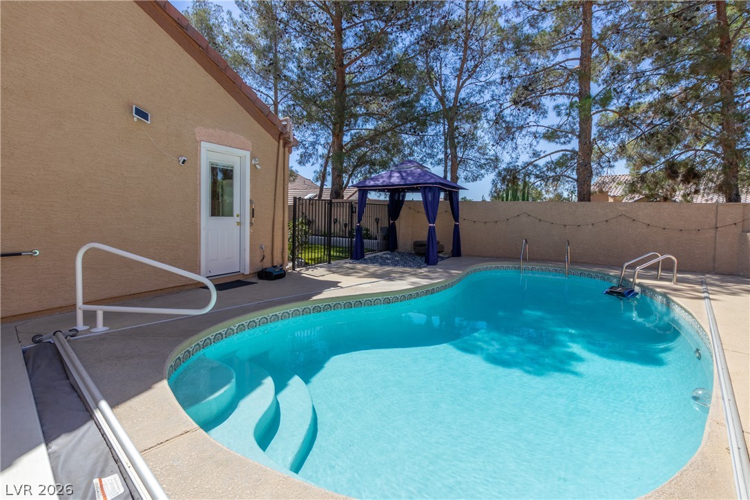 9105 Safeport Cove Court