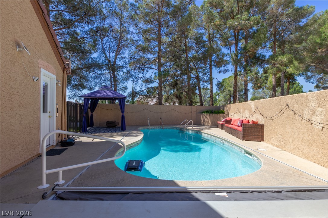 9105 Safeport Cove Court