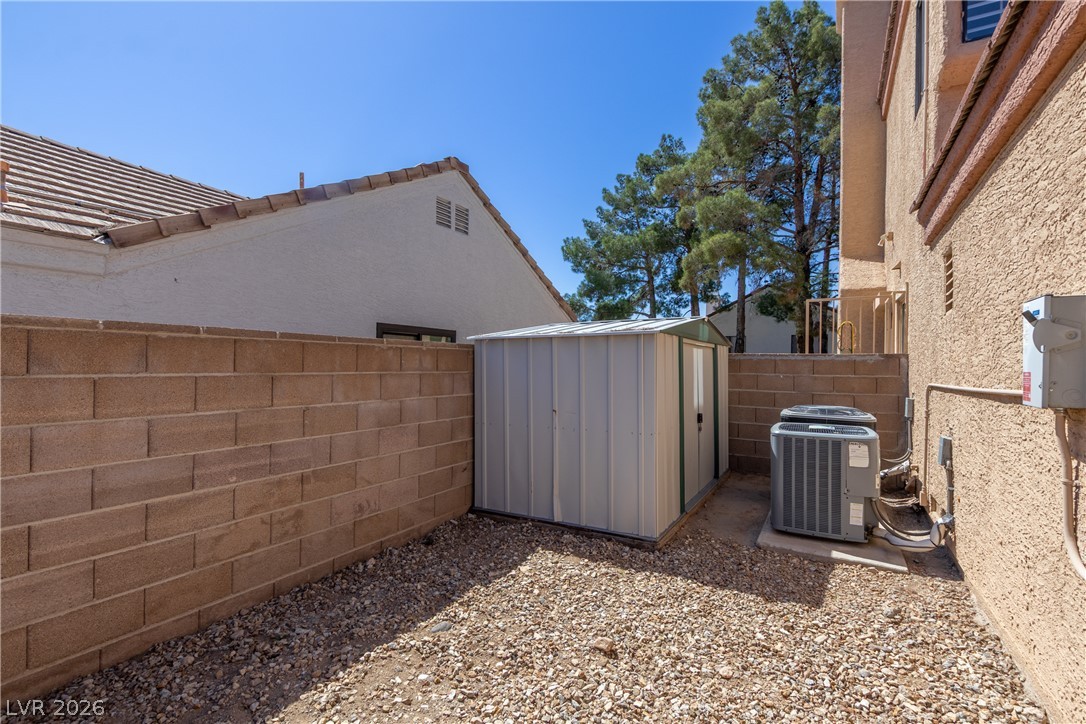 9105 Safeport Cove Court