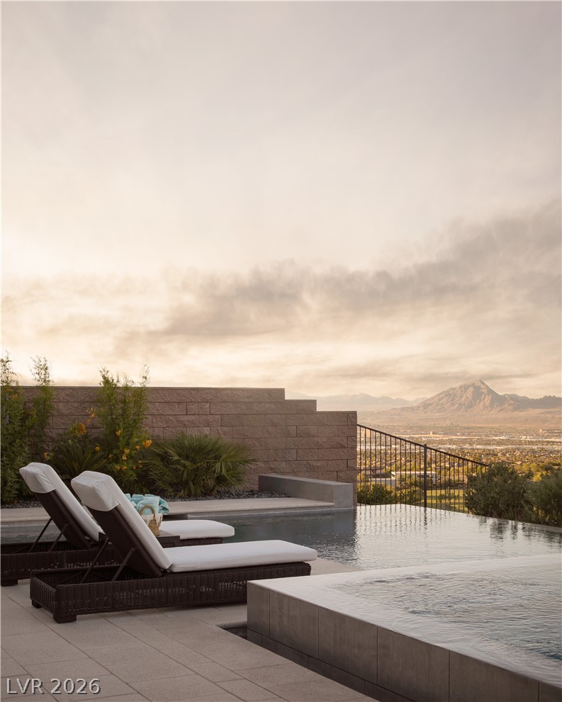 678 Blackrock Rim Drive