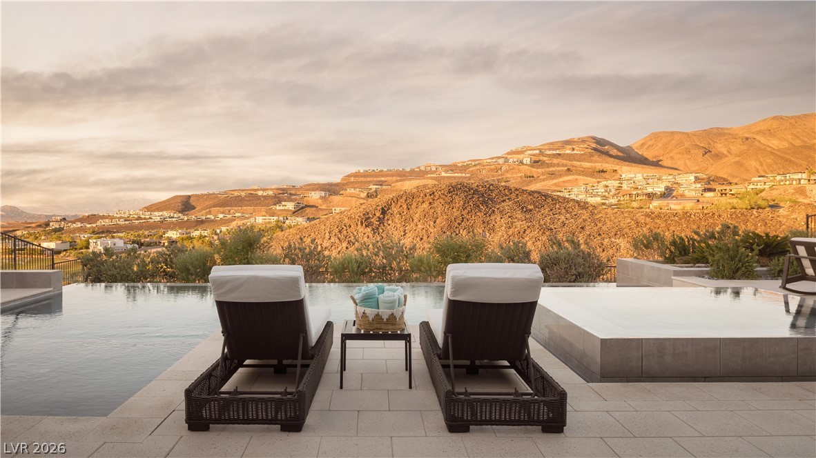 678 Blackrock Rim Drive