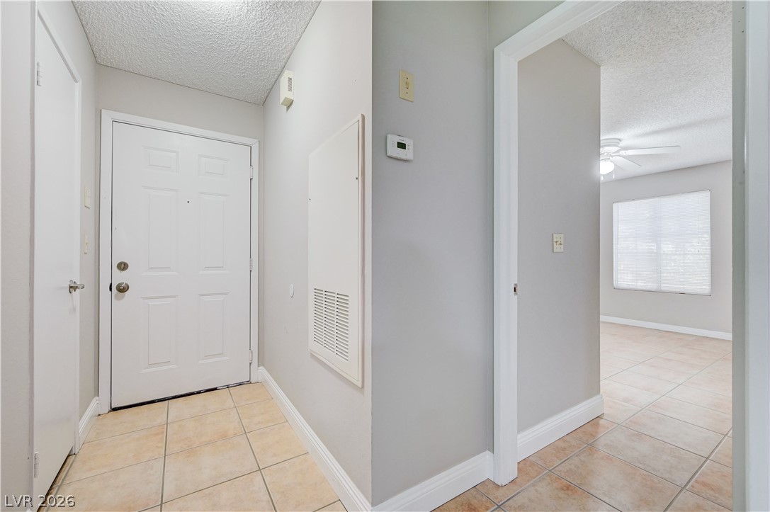 2200 South Fort Apache Road 1081