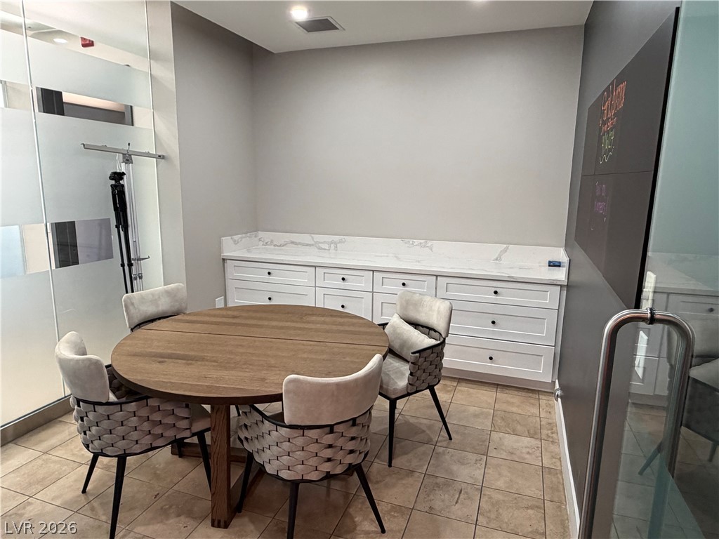 55 AGATE Avenue 409