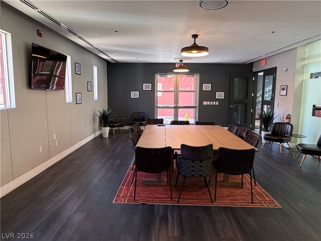 55 AGATE Avenue 409