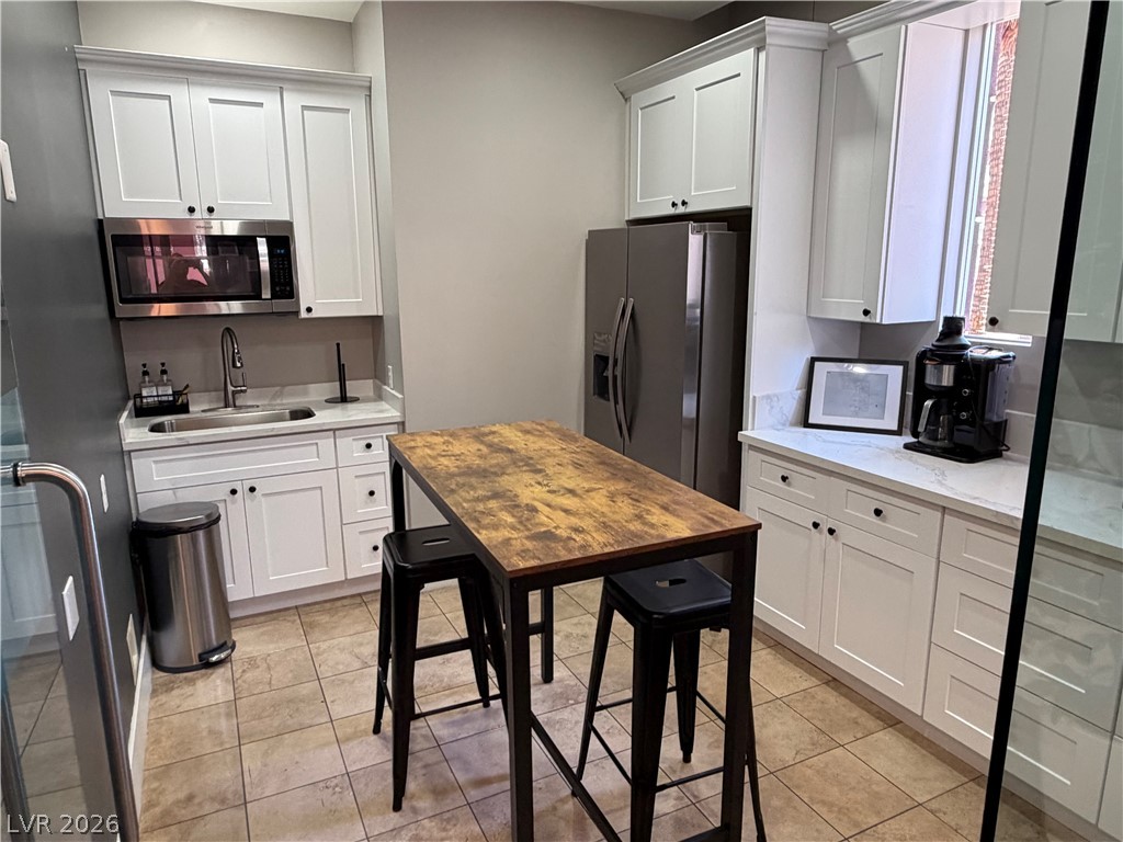 55 AGATE Avenue 409