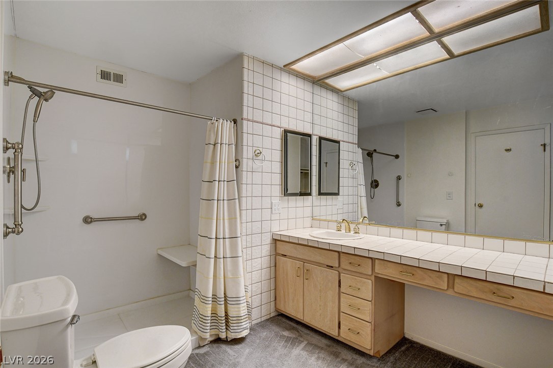 2457 El Paseo Circle