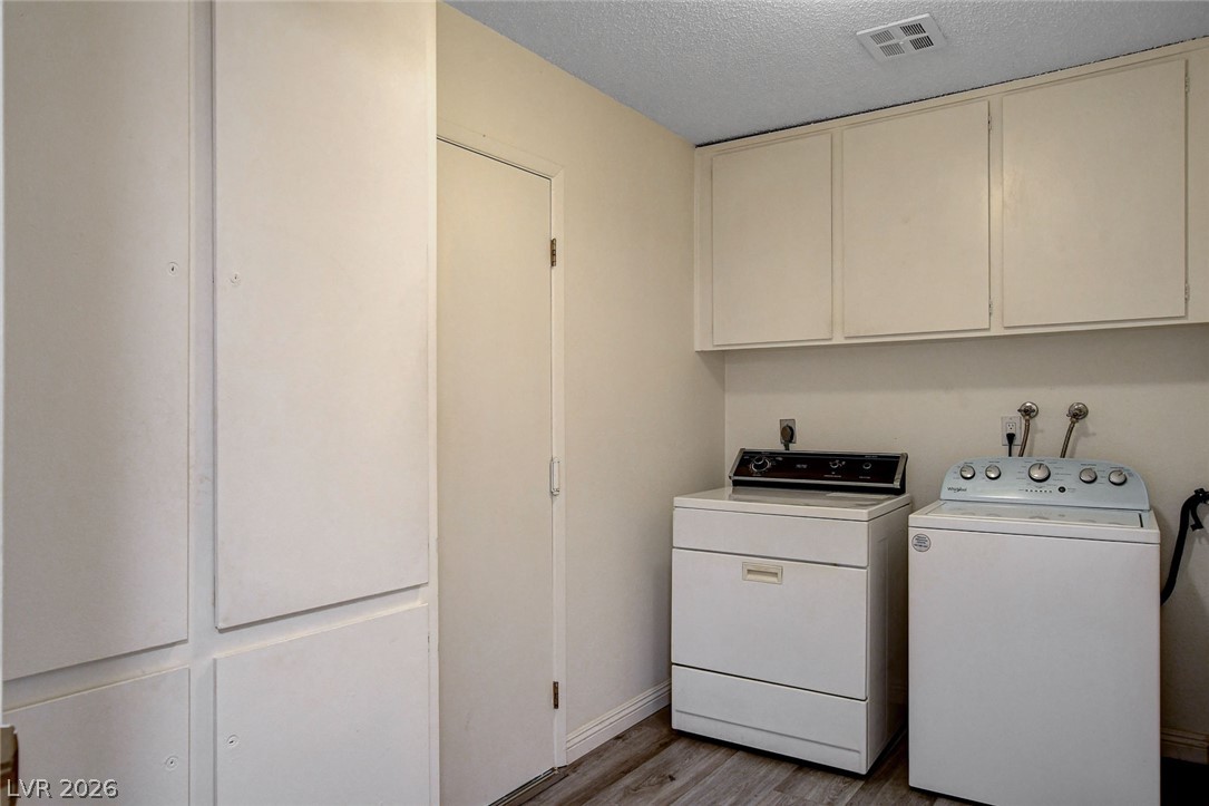 2457 El Paseo Circle
