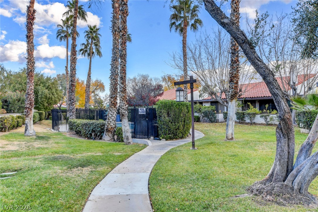 2457 El Paseo Circle