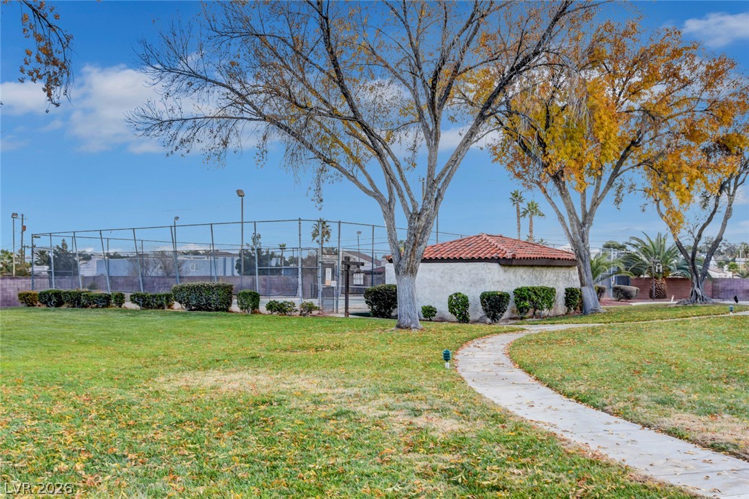 2457 El Paseo Circle