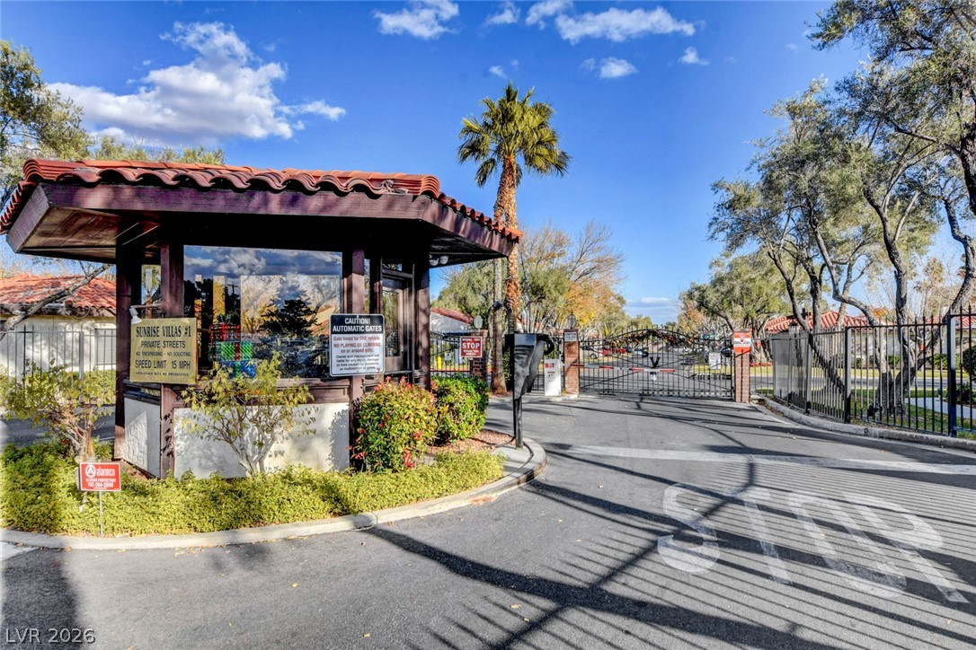 2457 El Paseo Circle