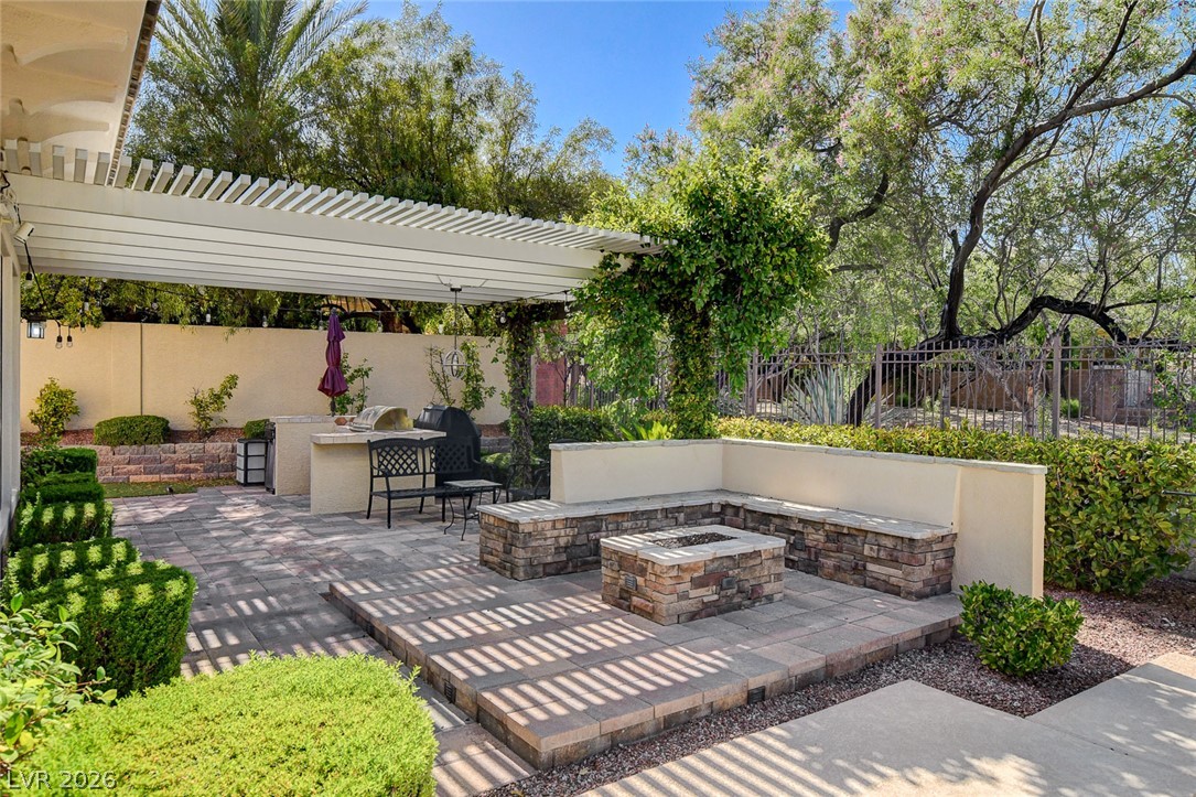 10140 Stony Ridge Drive