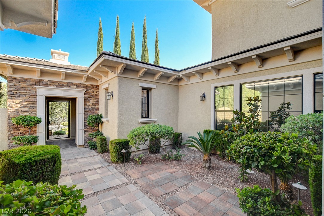 10140 Stony Ridge Drive