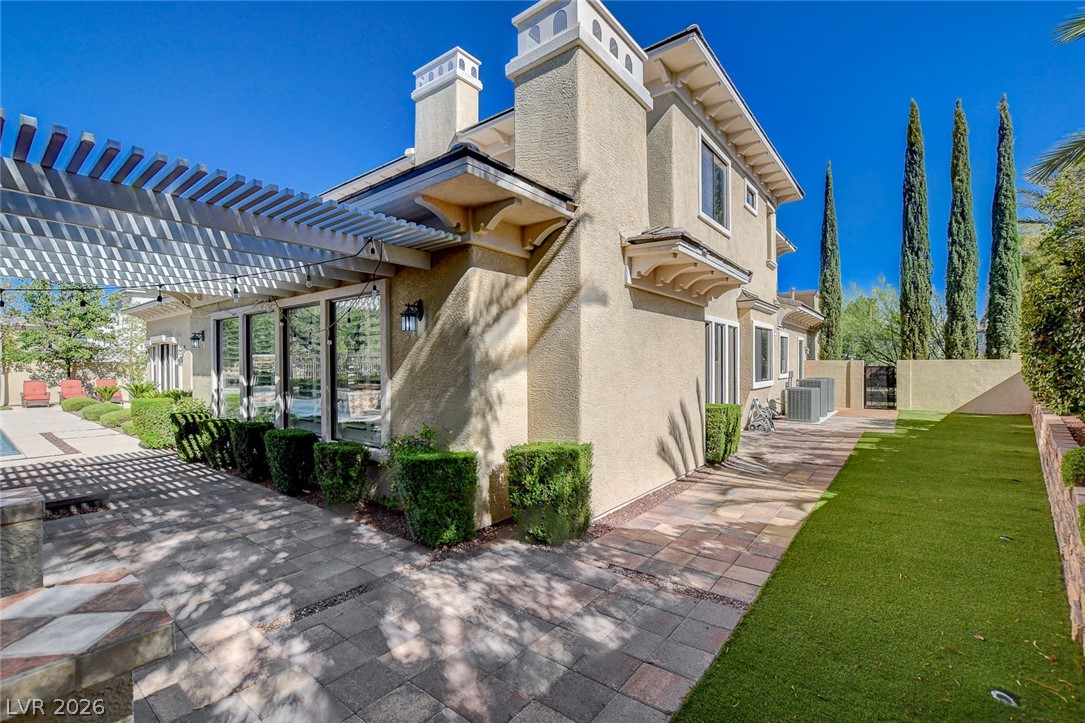 10140 Stony Ridge Drive
