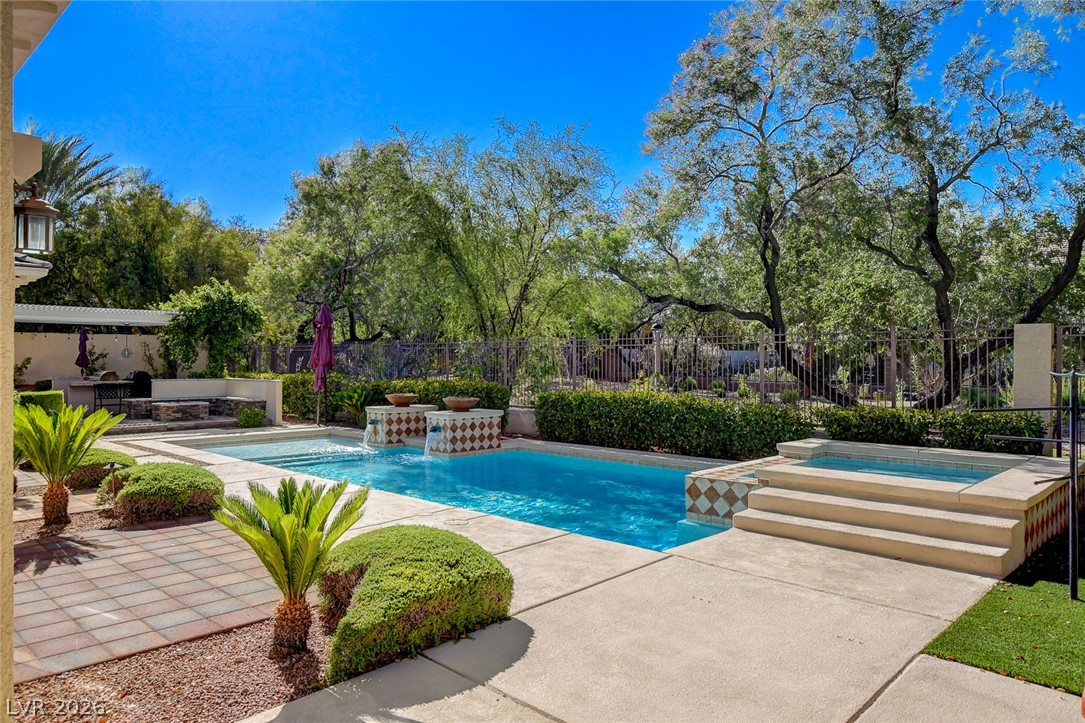 10140 Stony Ridge Drive