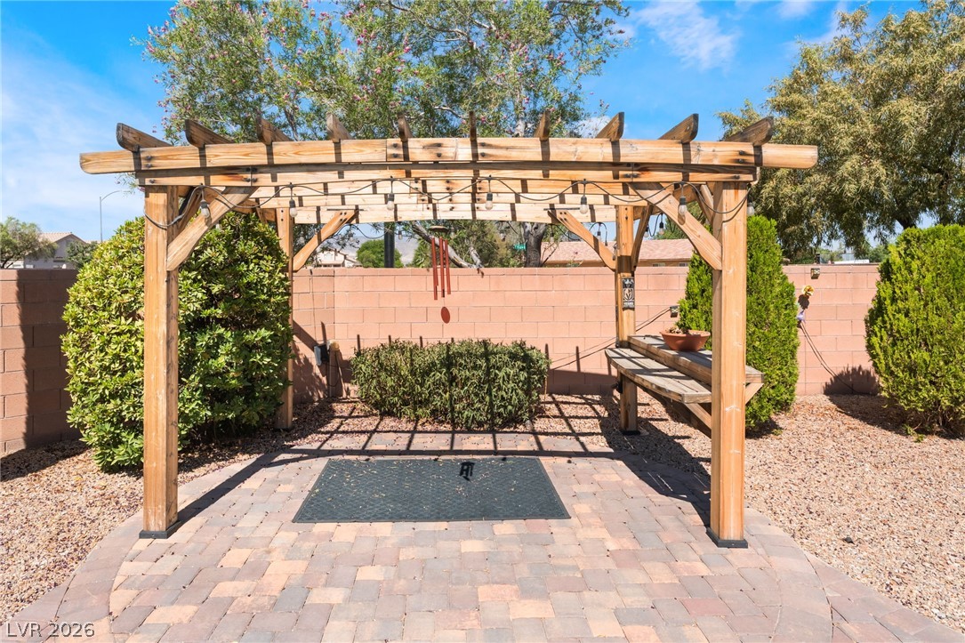 5601 Mackenzie Park Court