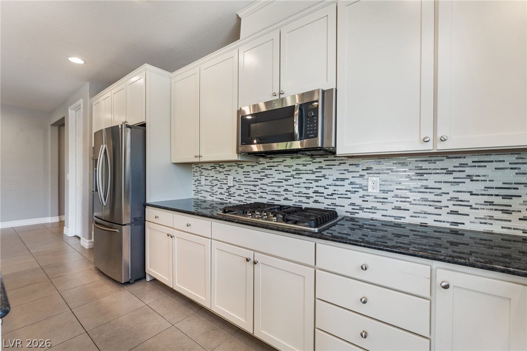 5601 Mackenzie Park Court