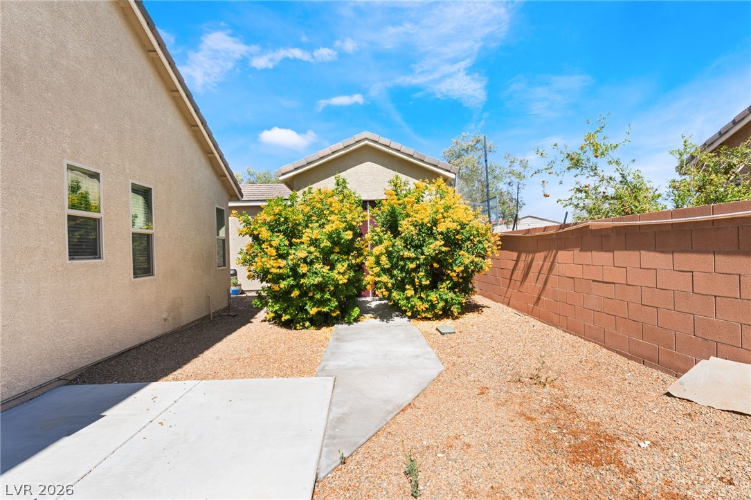5601 Mackenzie Park Court