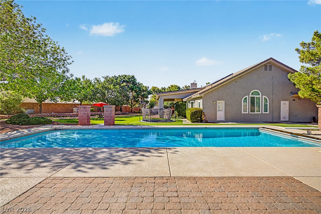 621 Lomprey Avenue