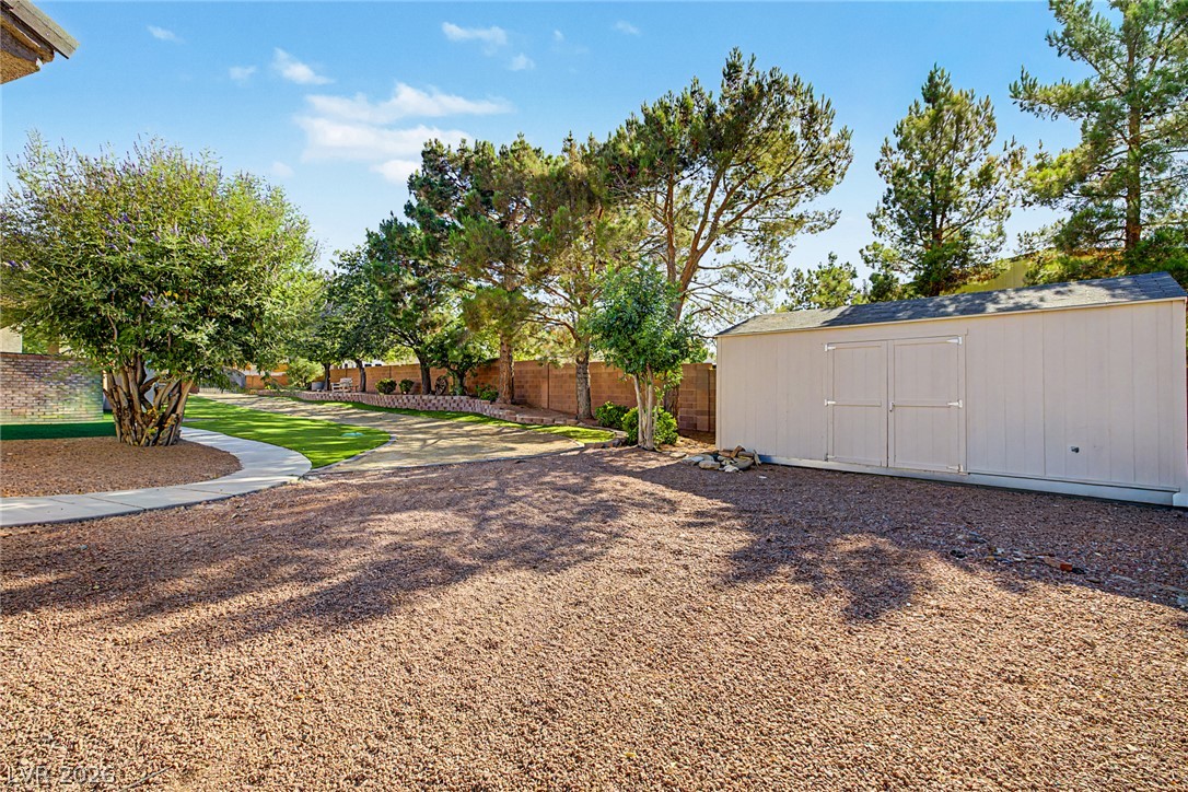 621 Lomprey Avenue