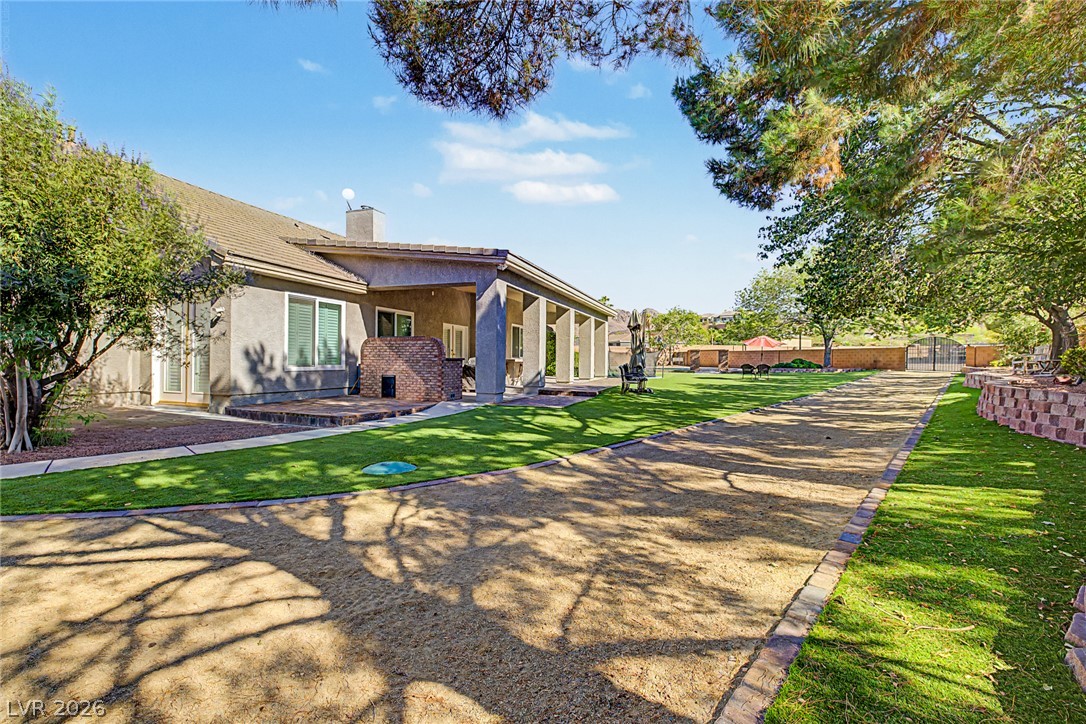 621 Lomprey Avenue