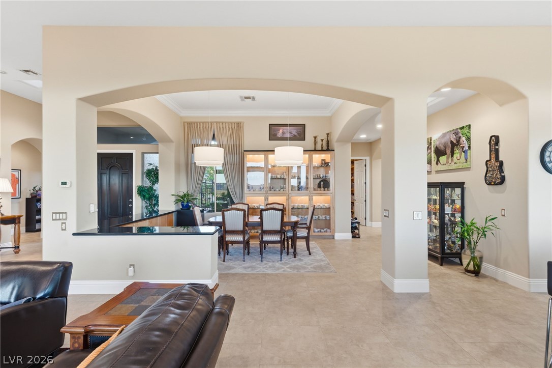6 Brookridge Drive