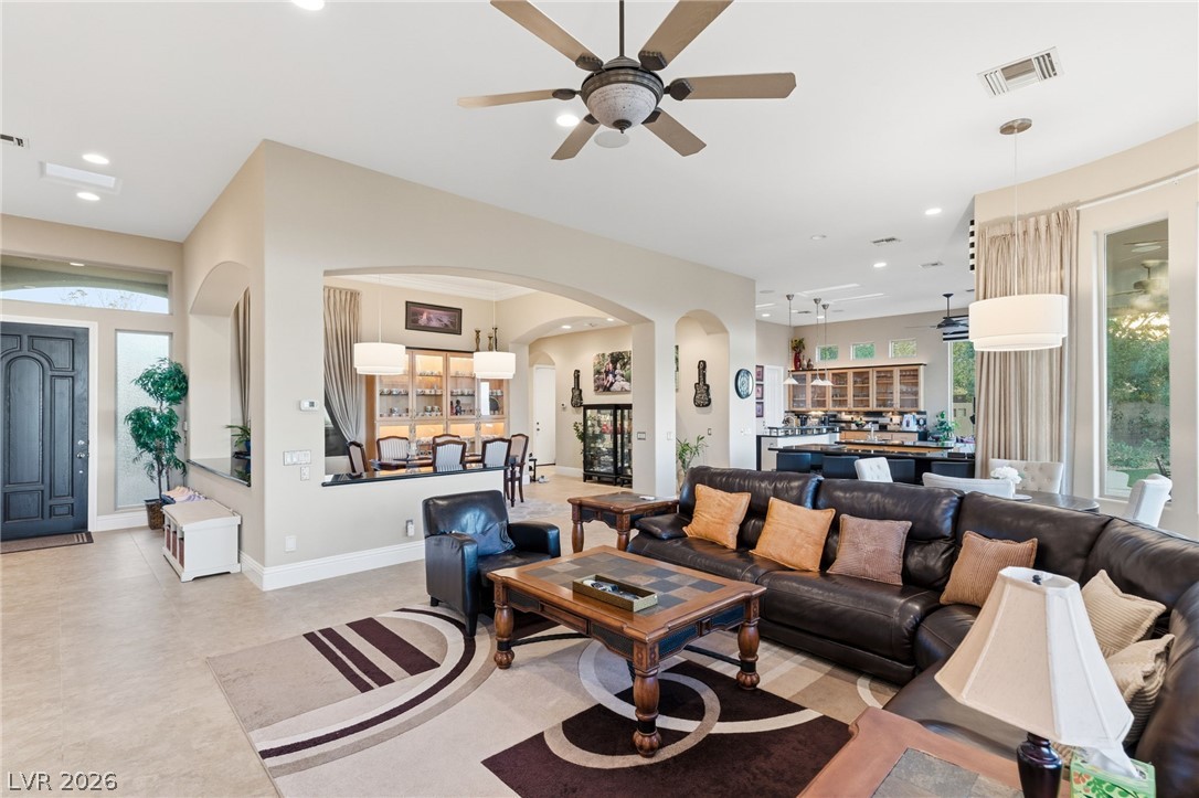 6 Brookridge Drive