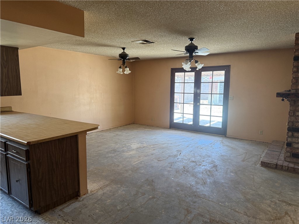 1712 Rockcrest Drive