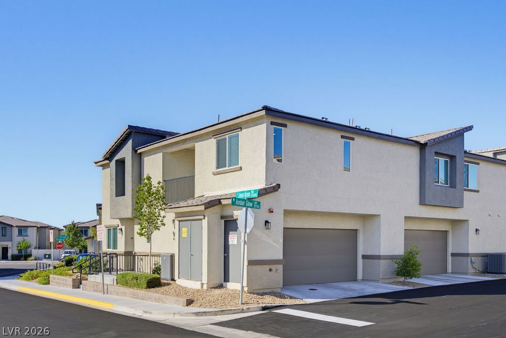 2713 Lucky Lavender Court 4