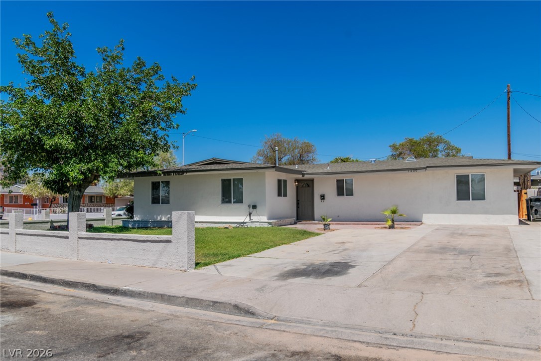 1200 Palm Terrace