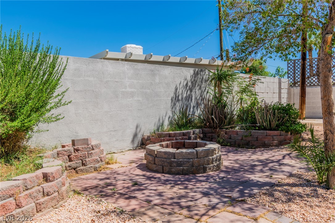 1200 Palm Terrace