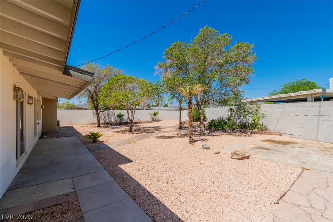 1200 Palm Terrace
