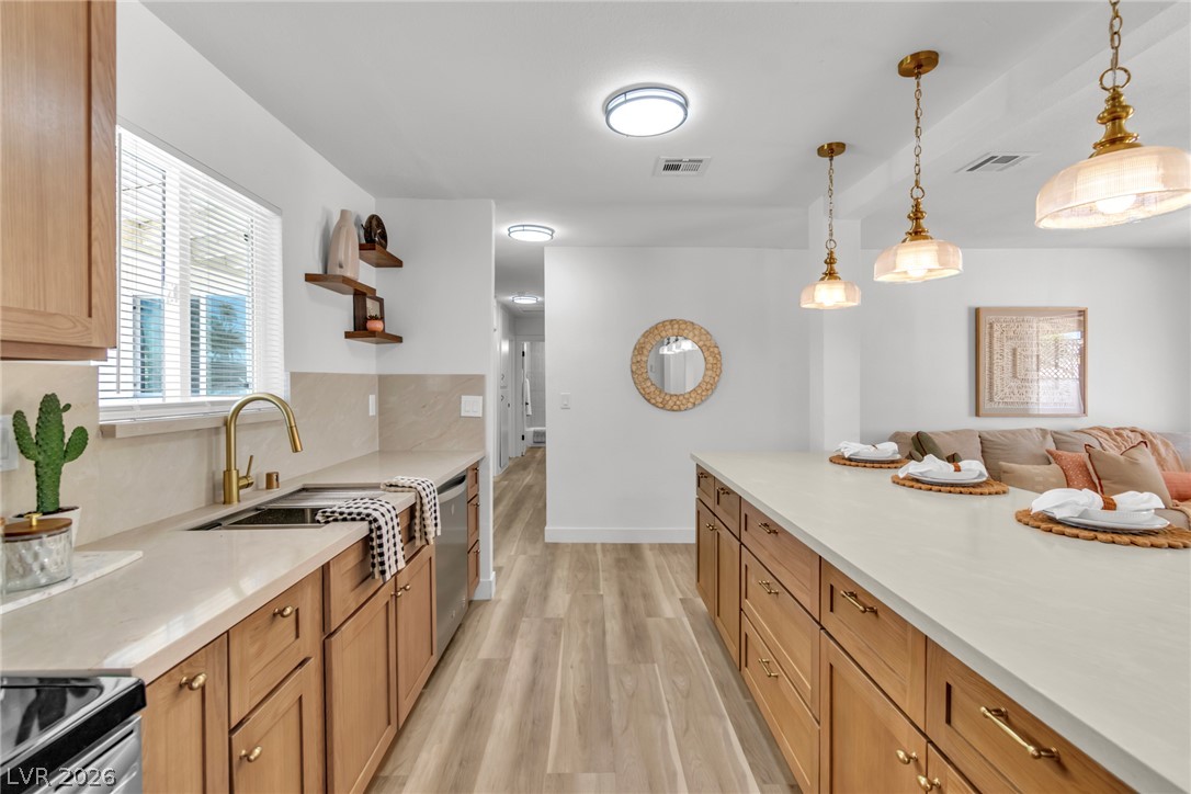 1200 Palm Terrace