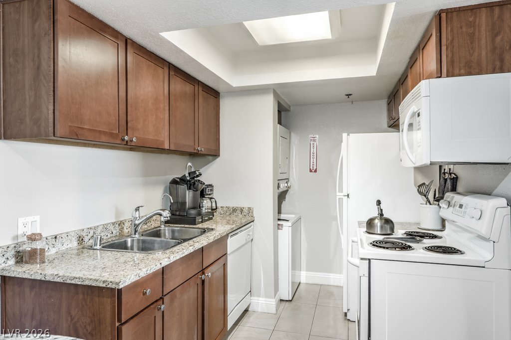 4200 South Valley View Boulevard 2081