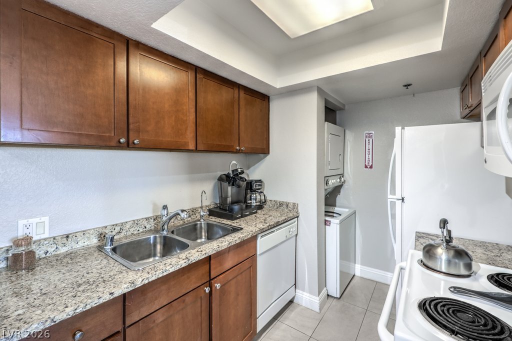4200 South Valley View Boulevard 2081