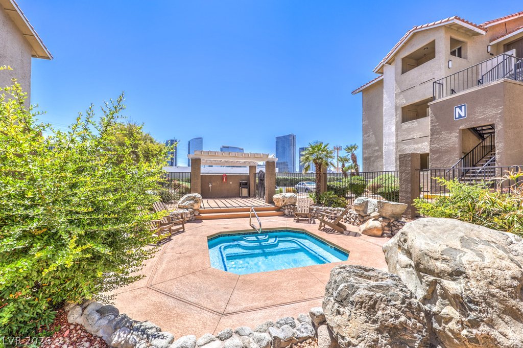 4200 South Valley View Boulevard 2081