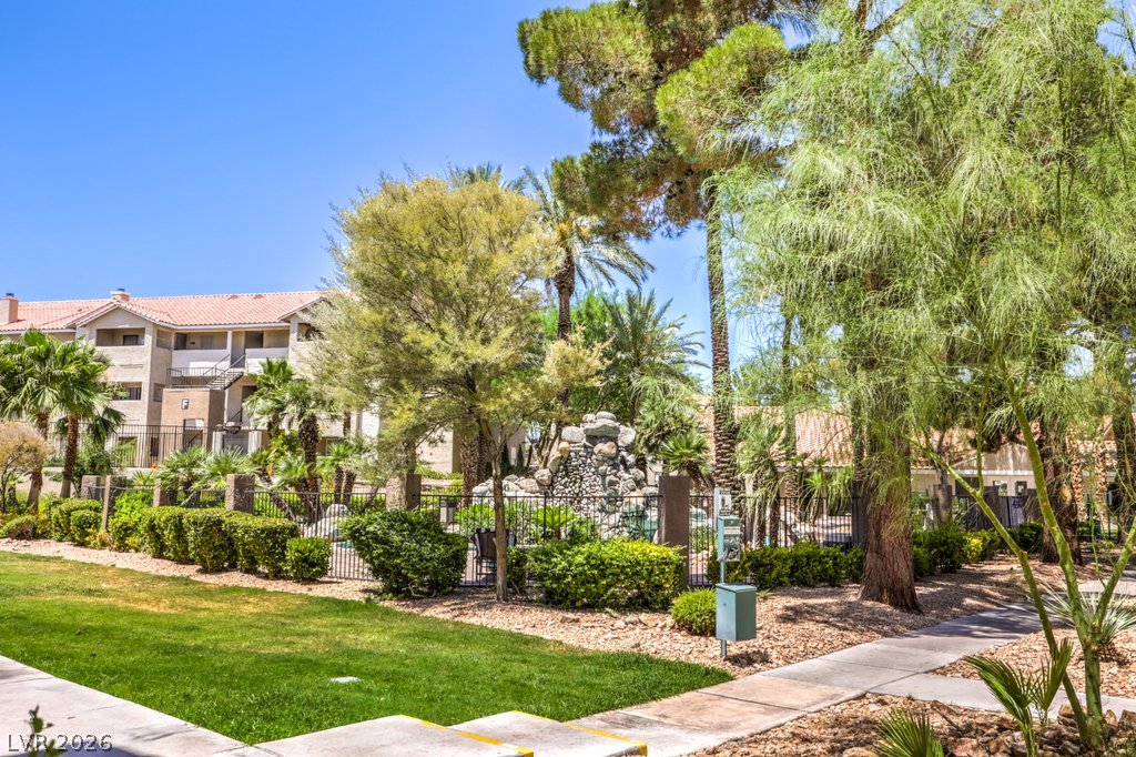4200 South Valley View Boulevard 2081
