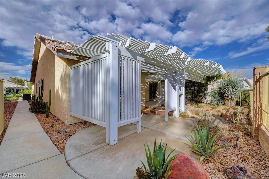 4935 Cedar Lawn Way