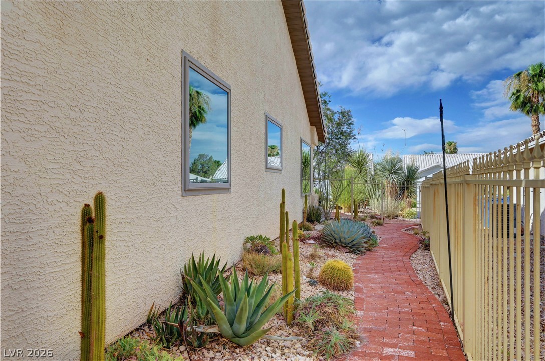 4935 Cedar Lawn Way