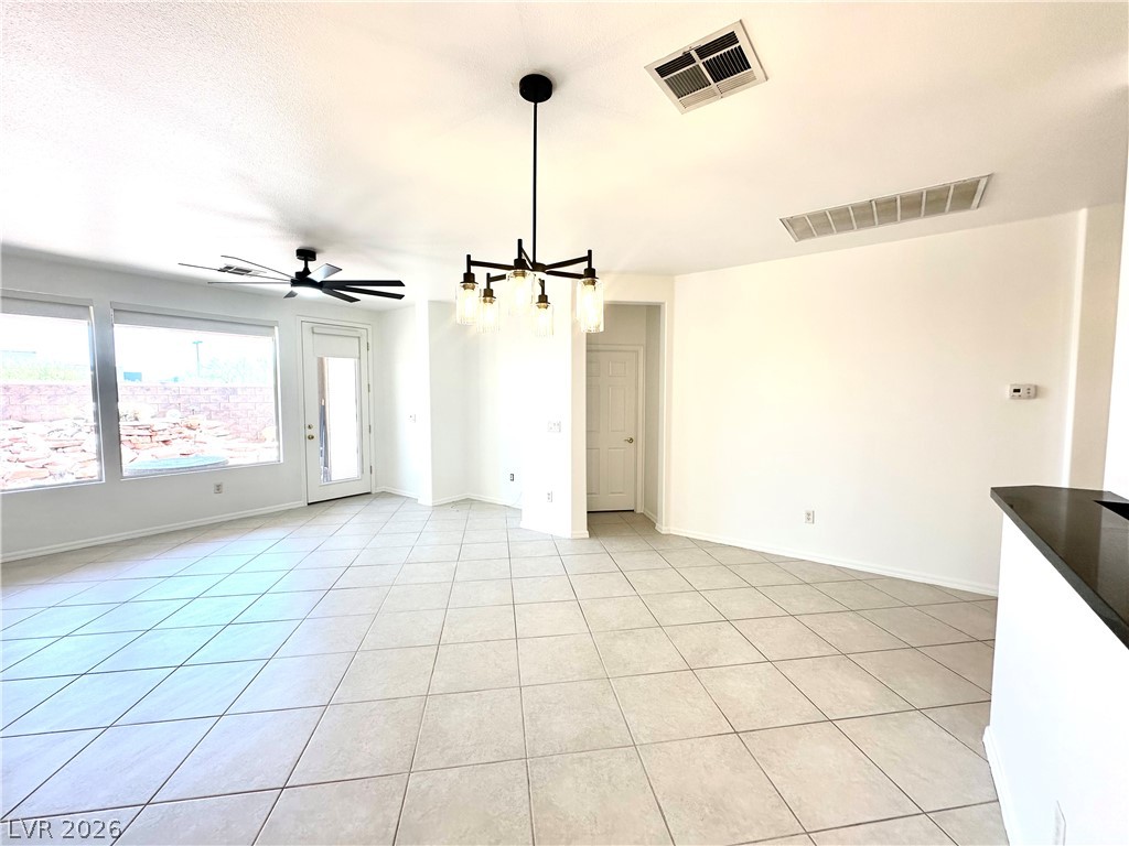 4554 Regalo Bello Street