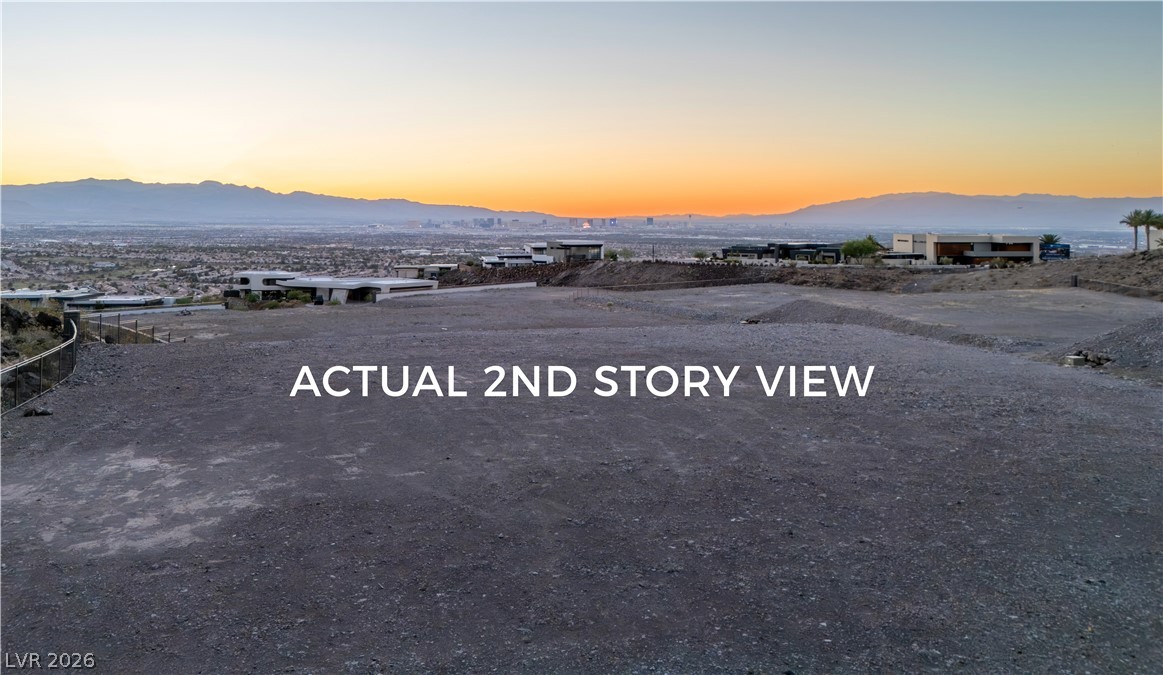 11 Horseshoe Rock Court
