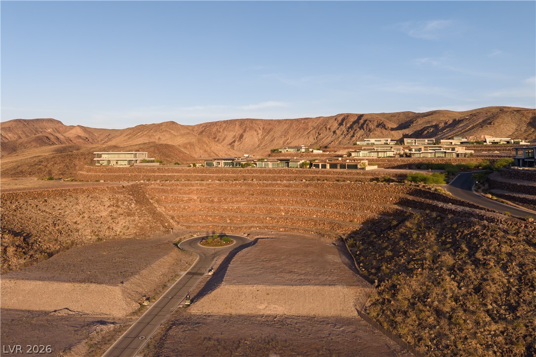 11 Horseshoe Rock Court