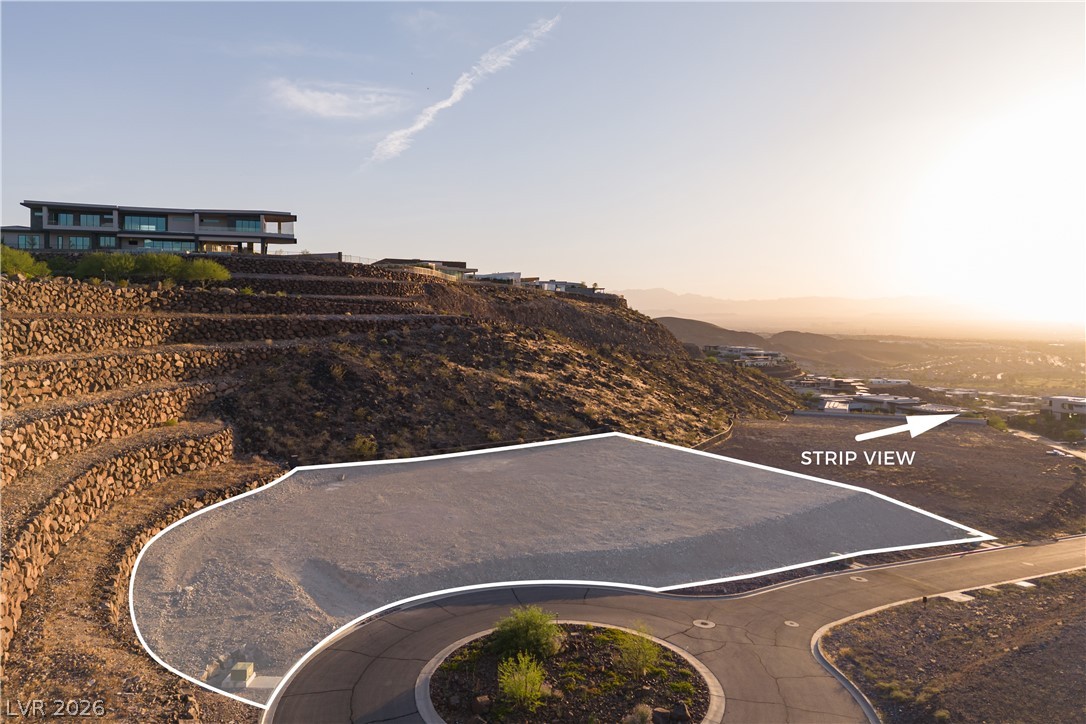 11 Horseshoe Rock Court